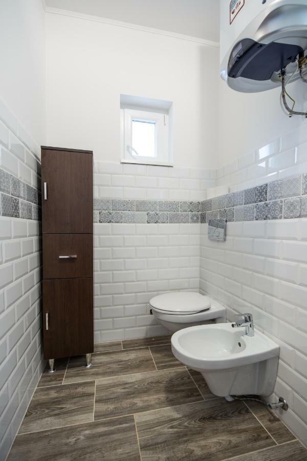 Small House In Green Area Budapest Exterior photo